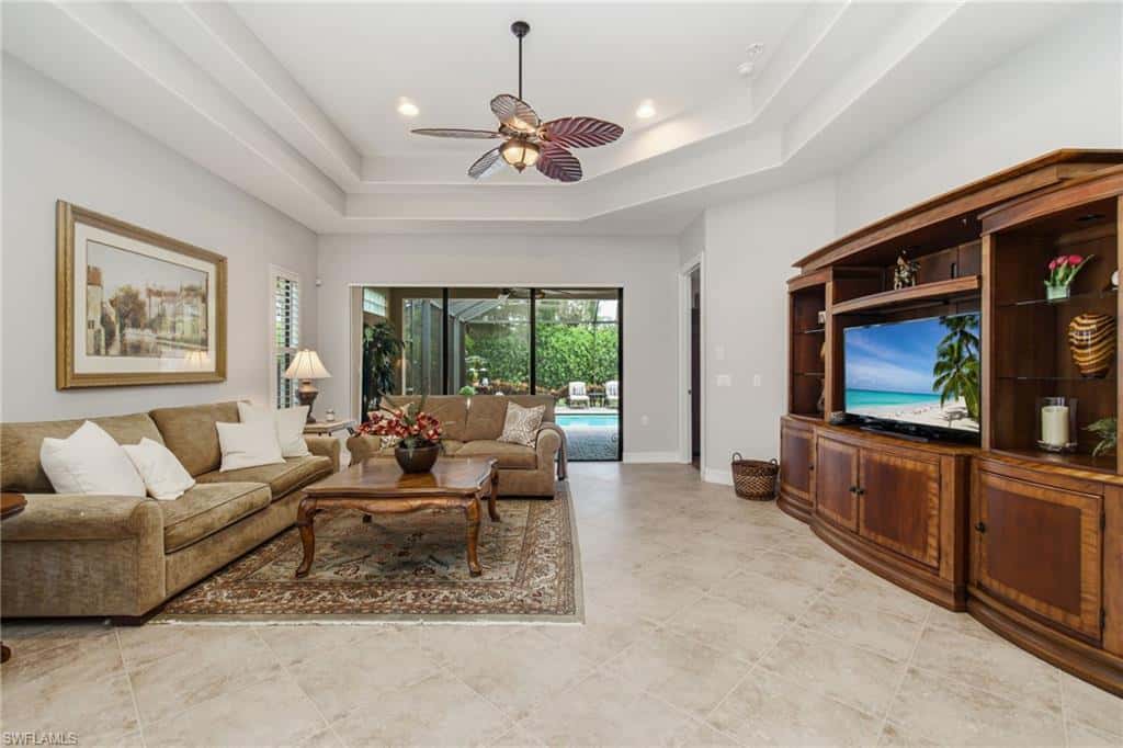 7381 Moorgate Point Way, Naples, photo 5
