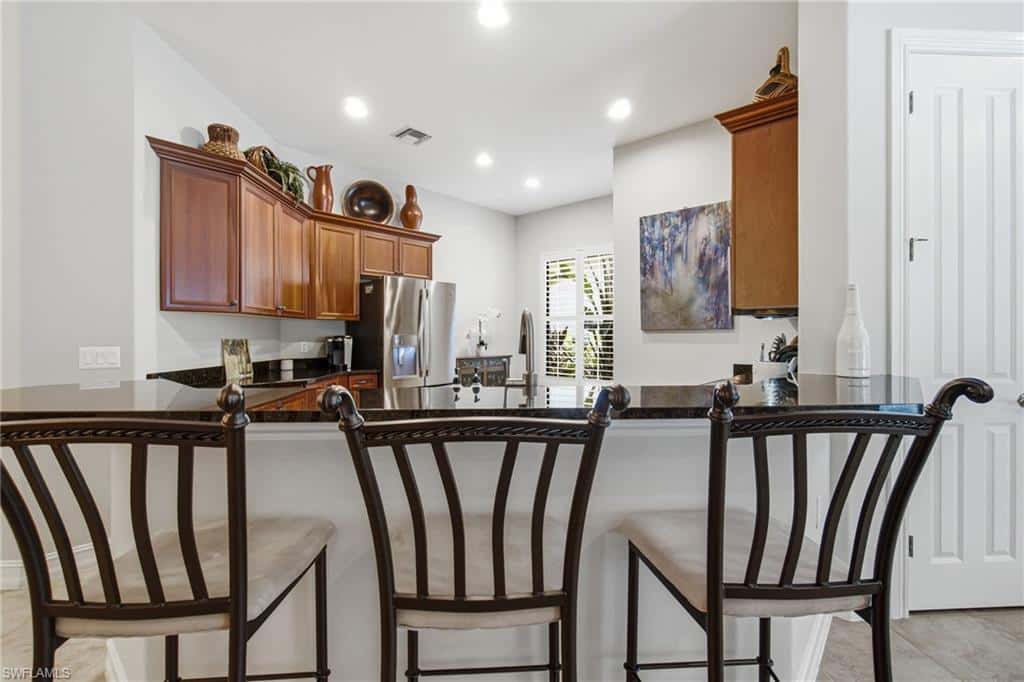 7381 Moorgate Point Way, Naples, photo 9