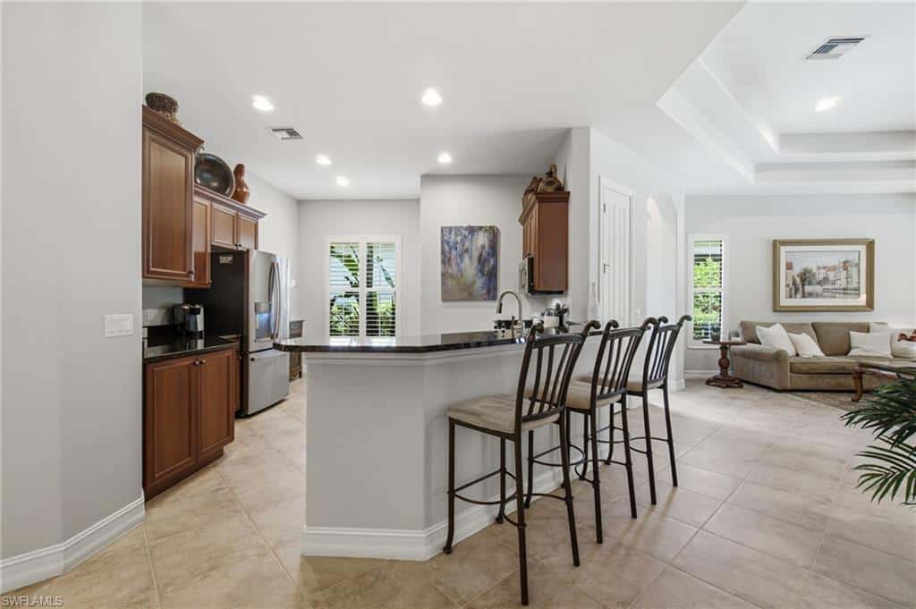 7381 Moorgate Point Way, Naples, photo 8