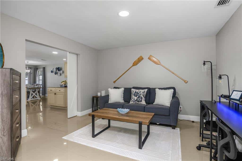 828 51st Ter, Cape Coral, photo 22