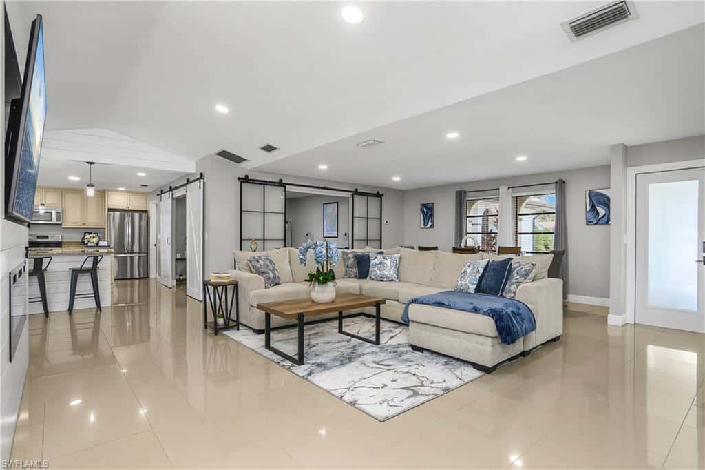 828 51st Ter, Cape Coral, photo 9