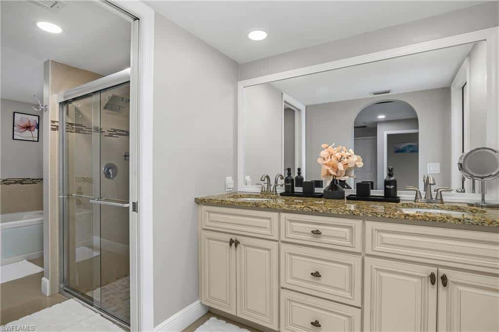828 51st Ter, Cape Coral, photo 30