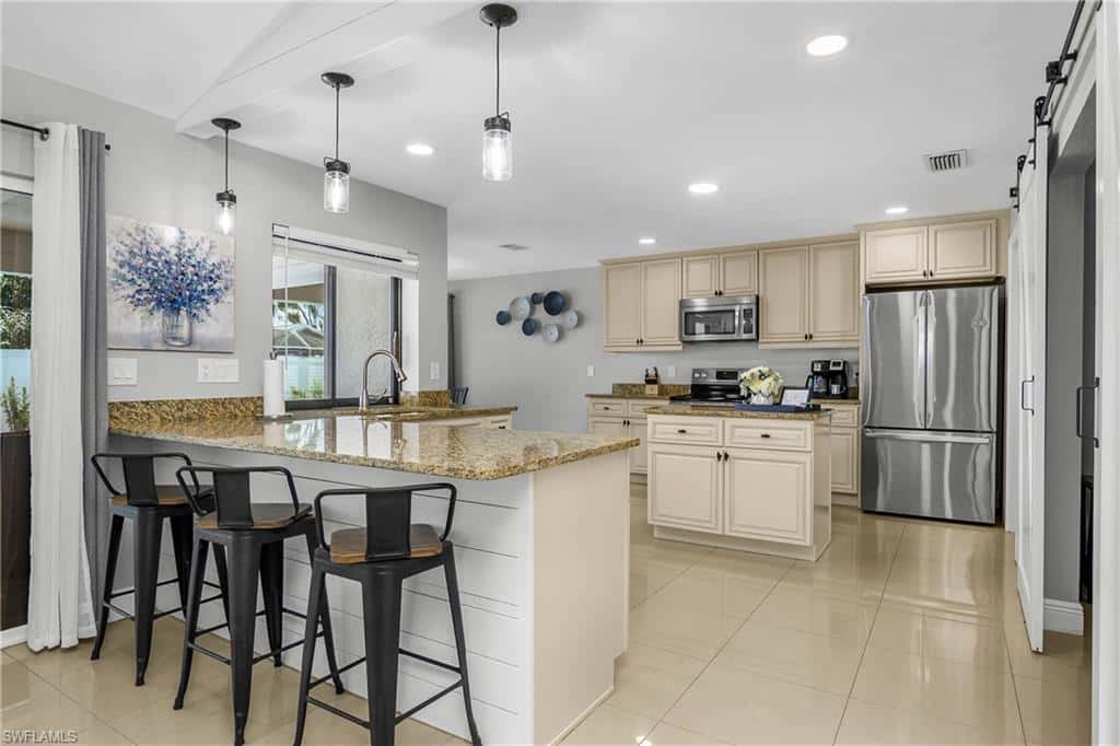 828 51st Ter, Cape Coral, photo 15