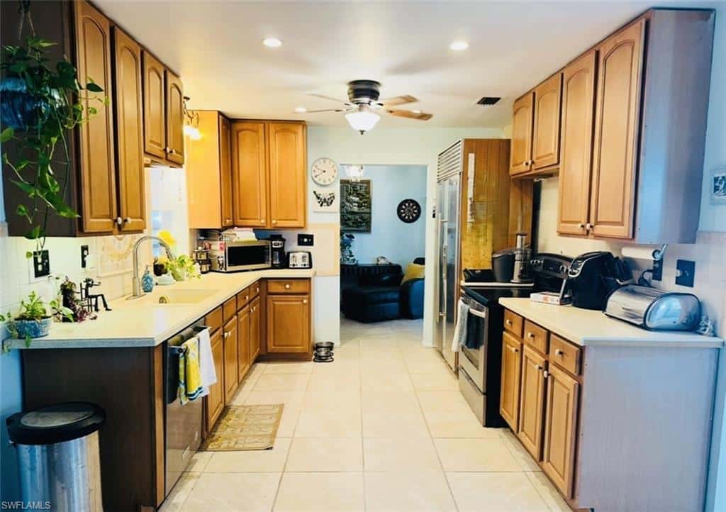 455 Trader Rd, Fort Denaud, photo 9