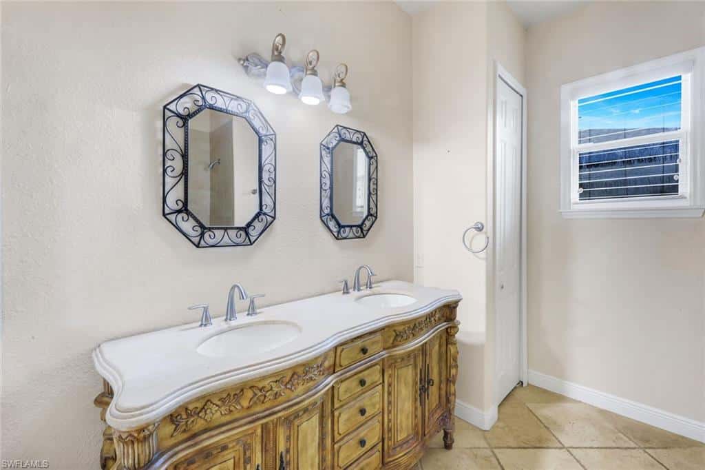 13760 Willow Bridge Dr, North Fort Myers, photo 23