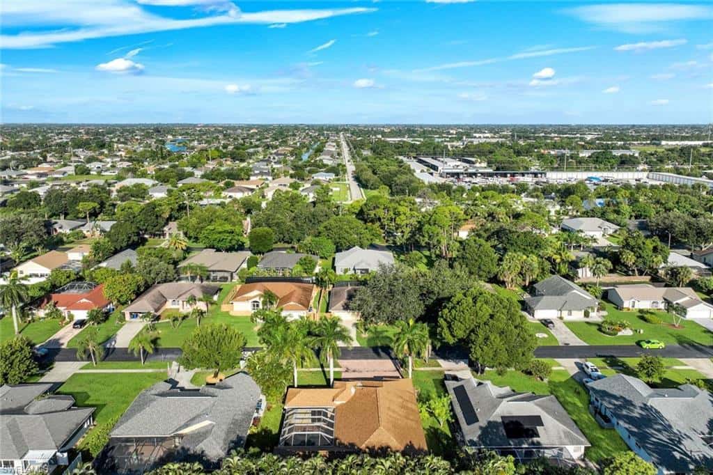 13760 Willow Bridge Dr, North Fort Myers, photo 36