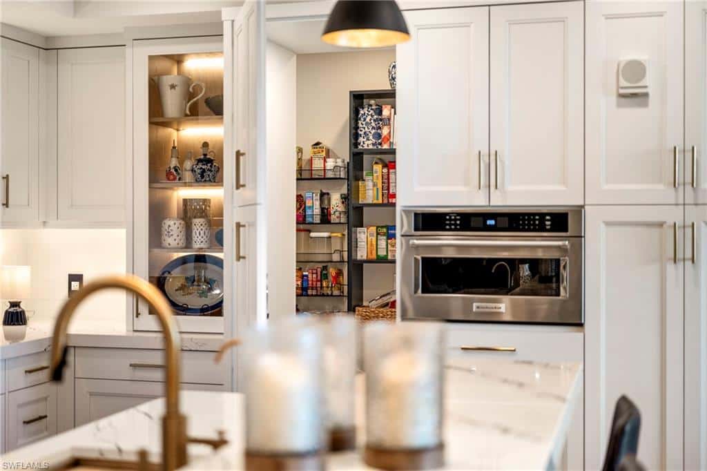 1125 Central Ave #560, Naples, photo 7