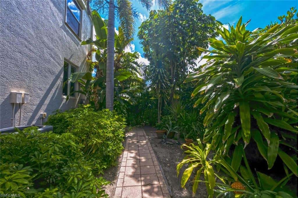 576 96th Ave, Naples, photo 14