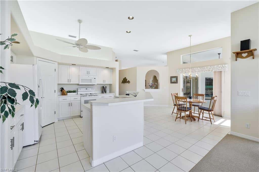 5561 Harborage Dr, Fort Myers, photo 12