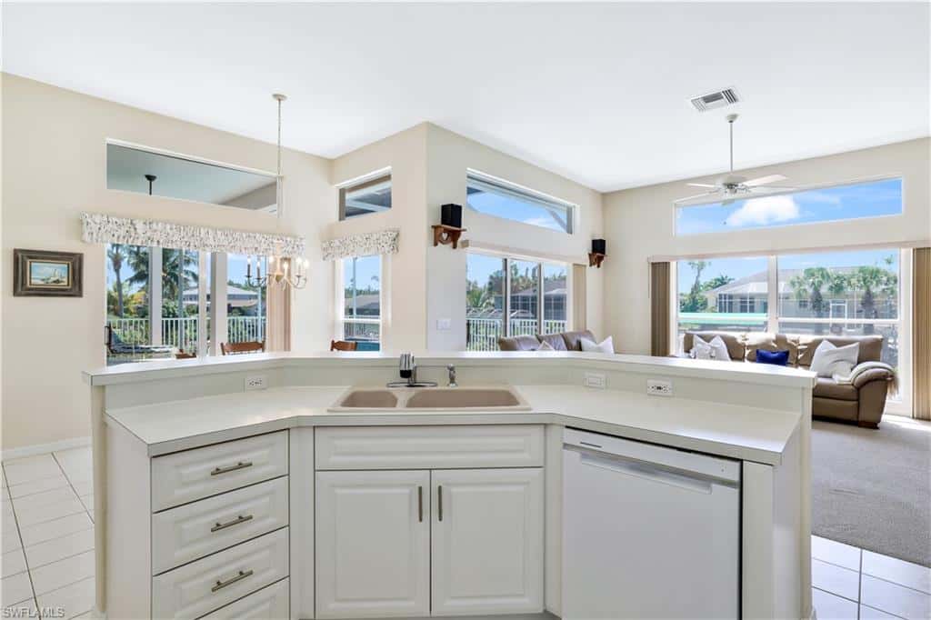 5561 Harborage Dr, Fort Myers, photo 11