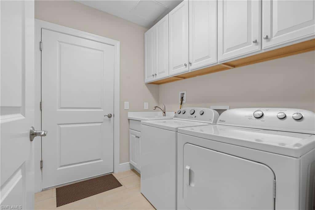 2137 Frangipani Cir #102, Naples, photo 23