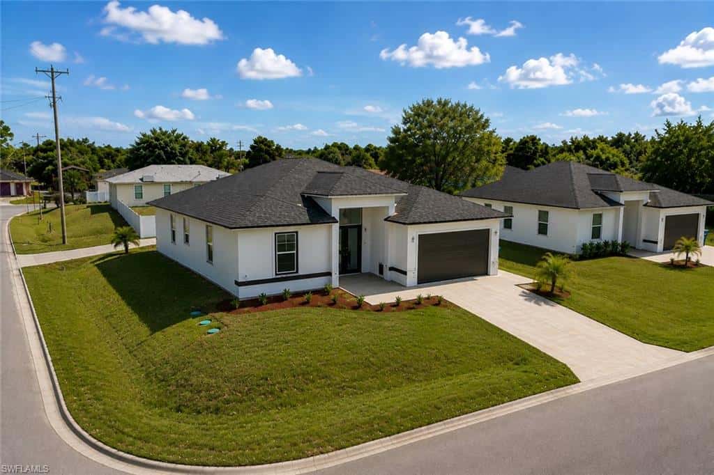 2513 69th St, Lehigh Acres, photo 7