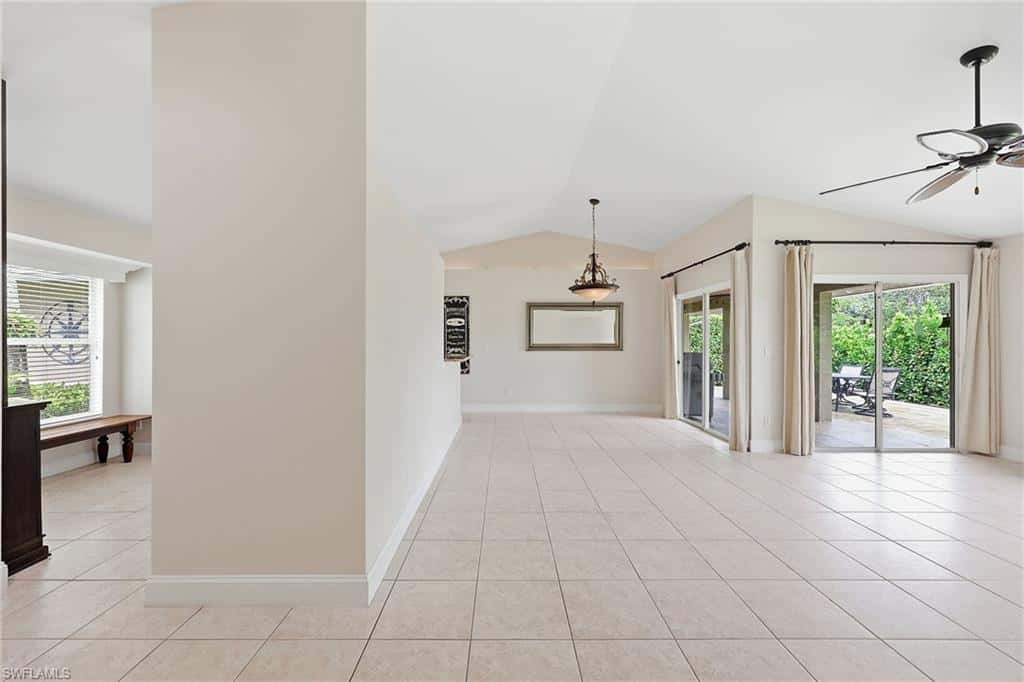 1073 Alhambra Cir, Naples, photo 23