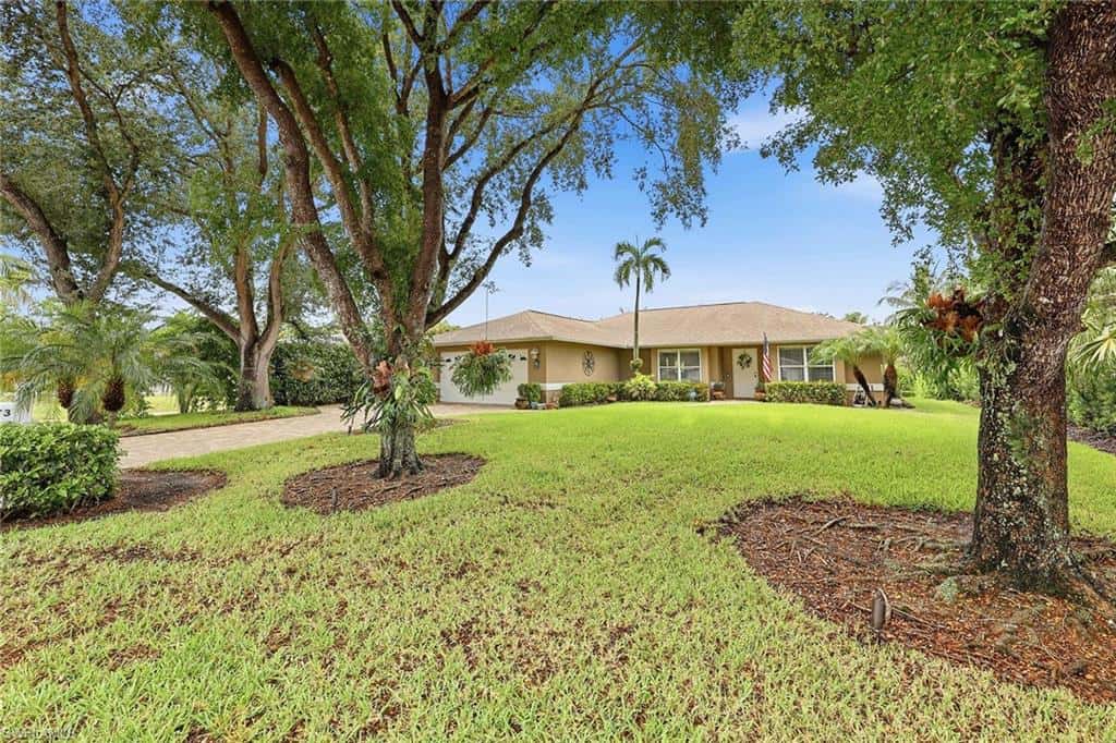 1073 Alhambra Cir, Naples, photo 17
