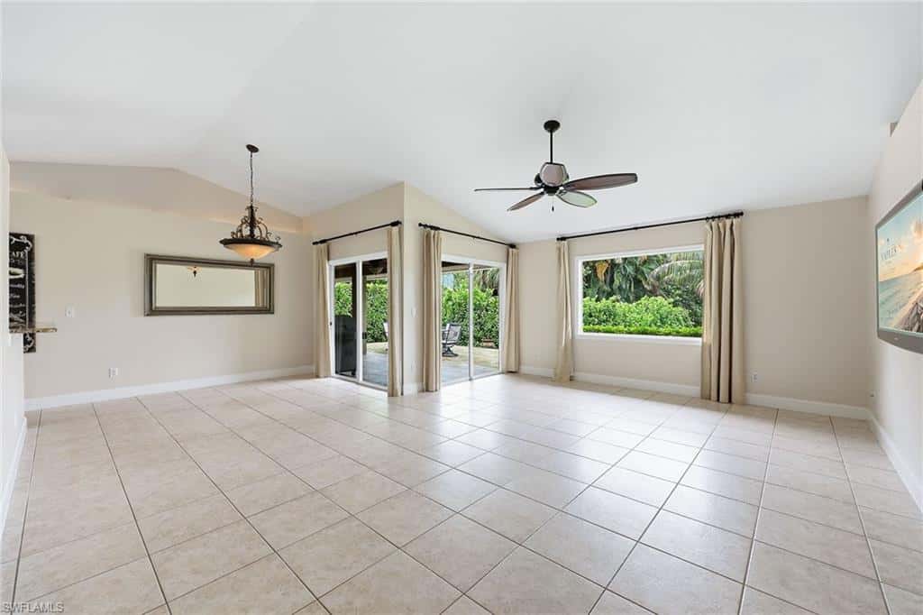 1073 Alhambra Cir, Naples, photo 20