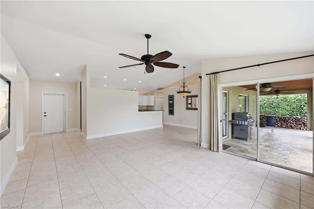 1073 Alhambra Cir, Naples, photo 24