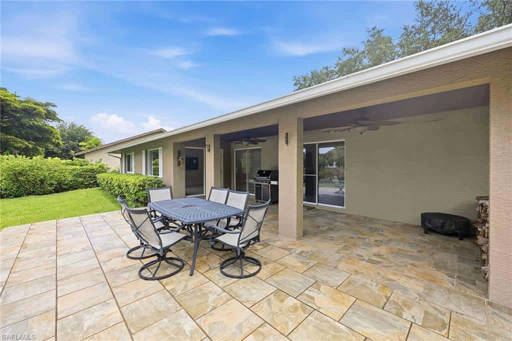 1073 Alhambra Cir, Naples, photo 40