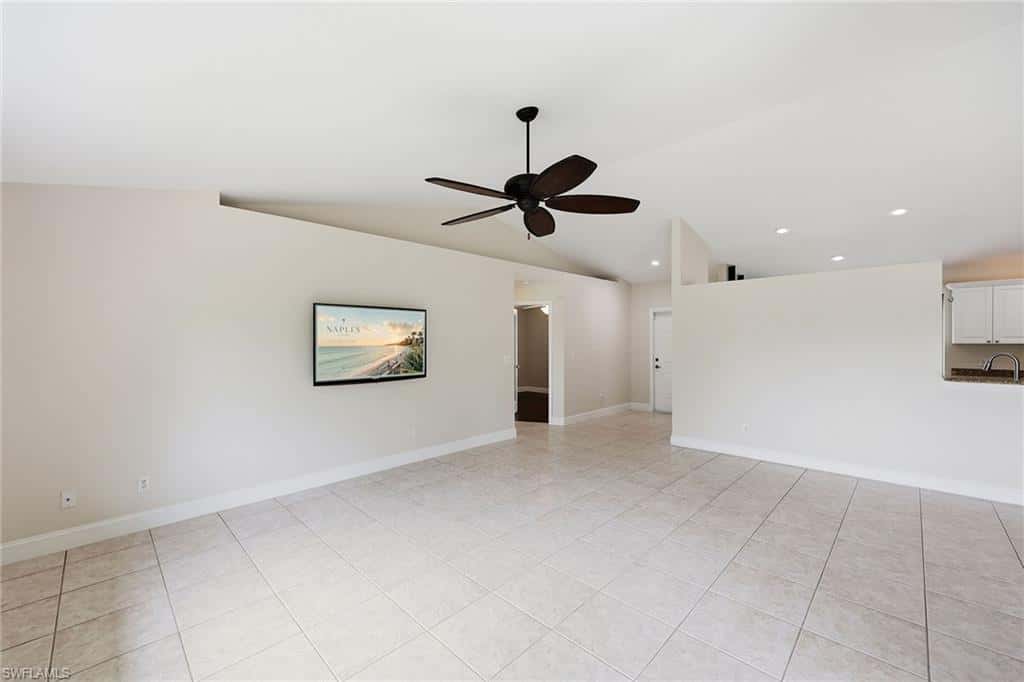 1073 Alhambra Cir, Naples, photo 25
