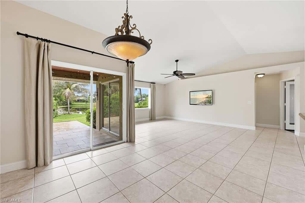 1073 Alhambra Cir, Naples, photo 21