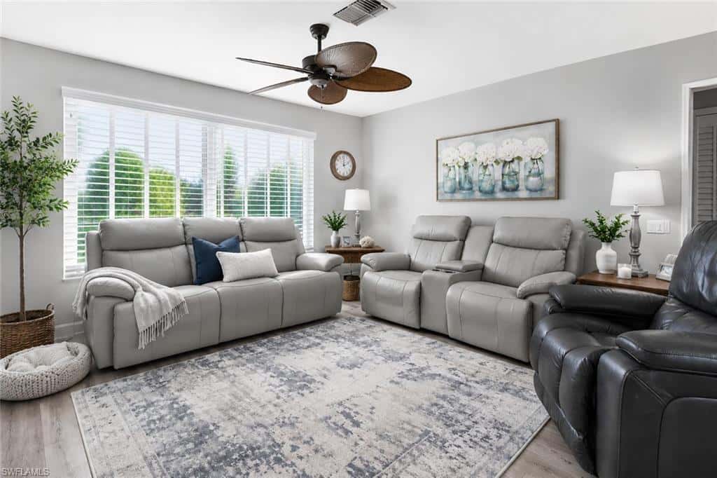 1352 Oaklawn Ct, Fort Myers, photo 5