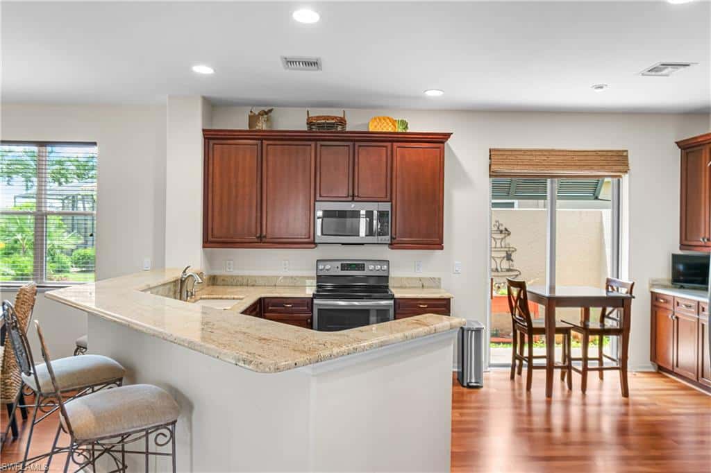 10619 Tirano Ct, Fort Myers, photo 7