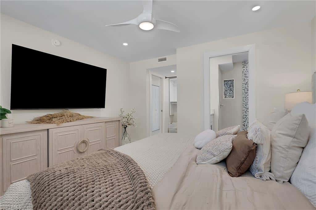 2500 Gulf Shore Blvd #s10, Naples, photo 18
