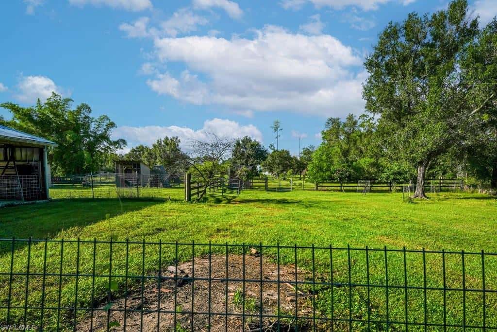 9200 Nalle Grade Rd, North Fort Myers, photo 9
