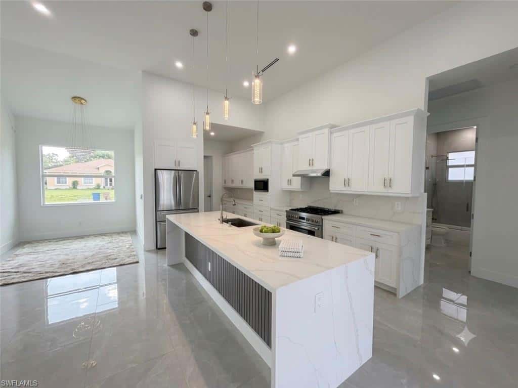 508 Herrin Ave, Lehigh Acres, photo 5