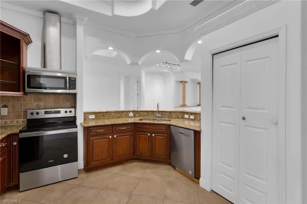 3705 Kilarney St, Fort Myers, photo 7