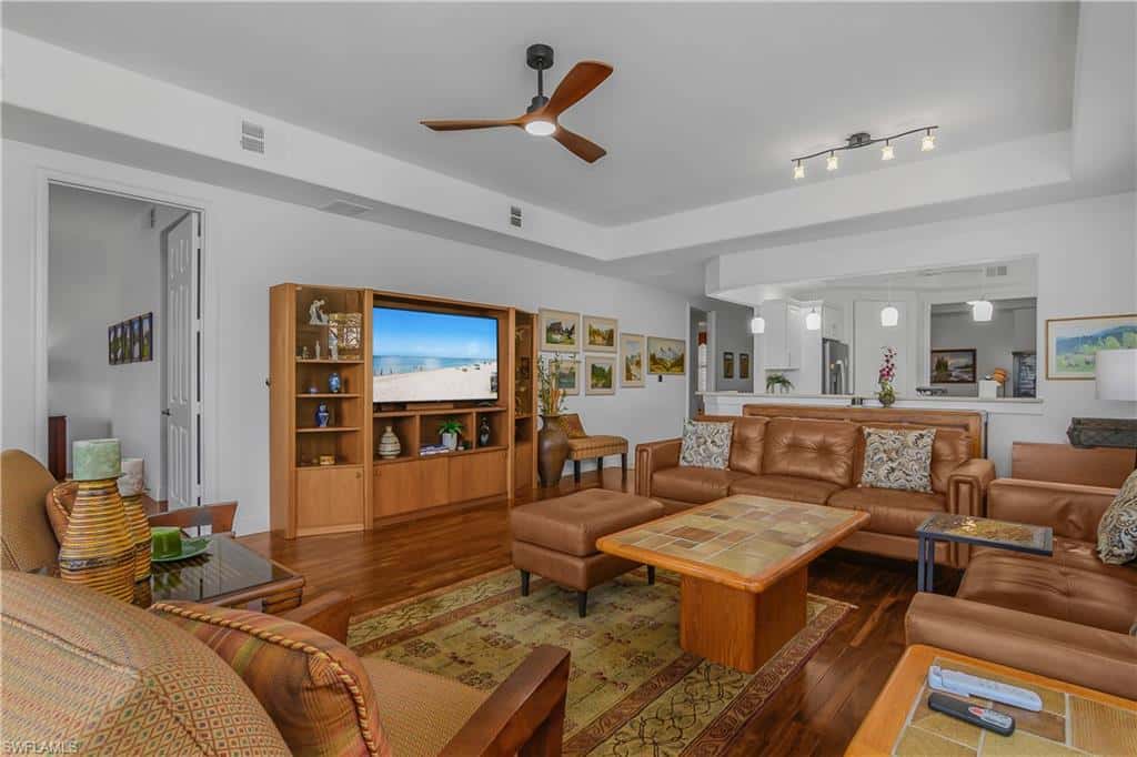 6434 Legacy Cir #401, Naples, photo 5