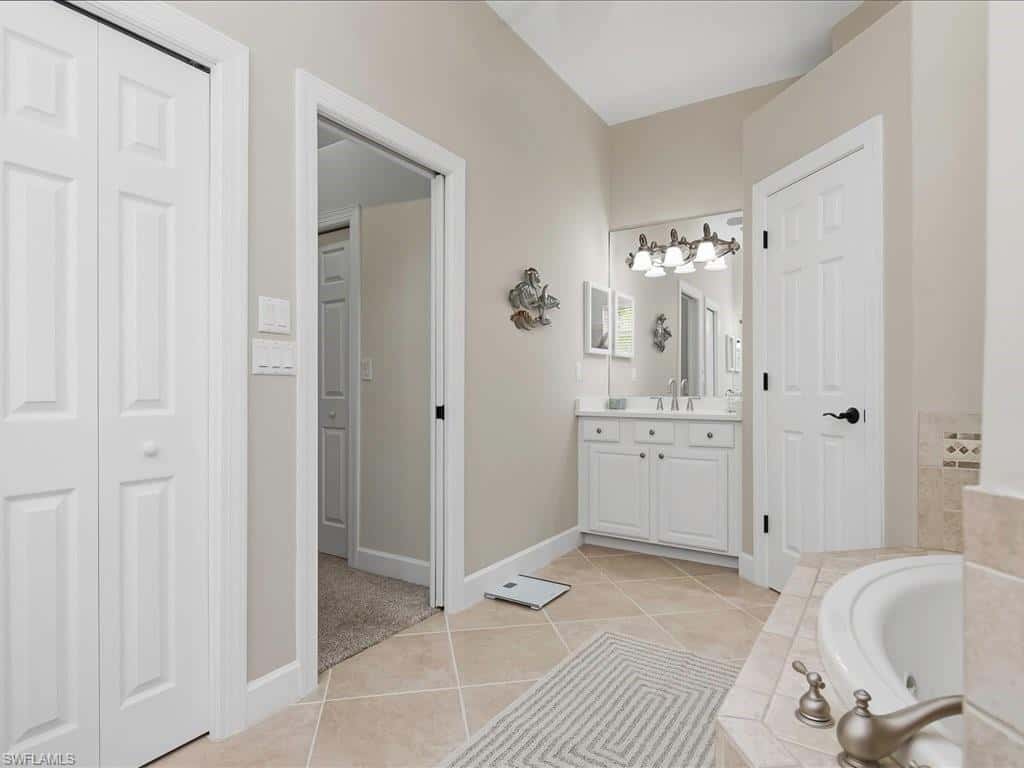 6591 Sable Ridge Ln, Naples, photo 23