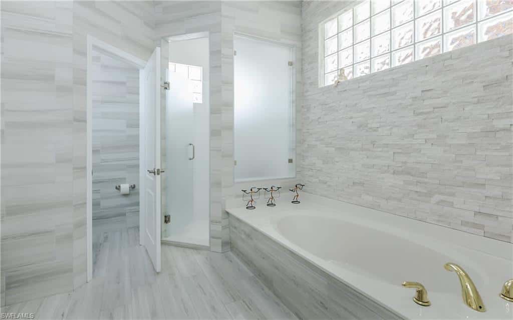 15475 Admiralty Cir, North Fort Myers, photo 29