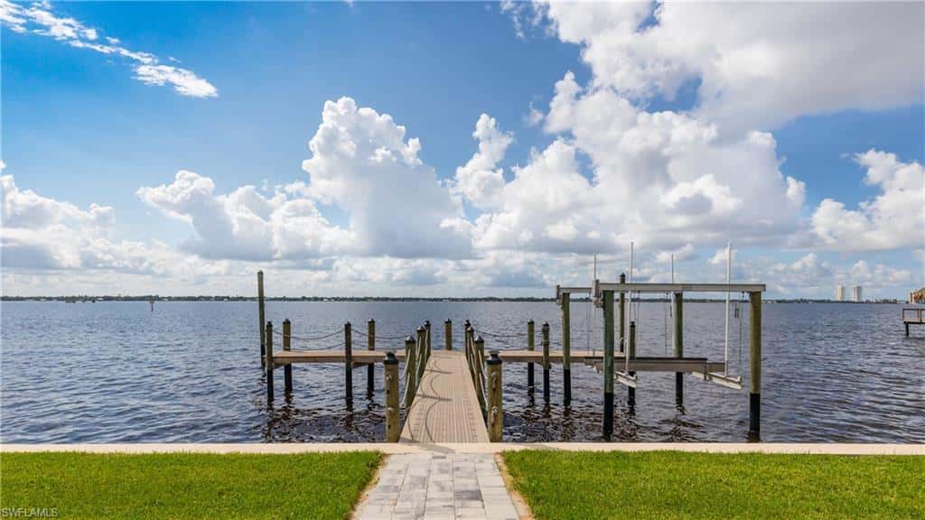 15475 Admiralty Cir, North Fort Myers, photo 4