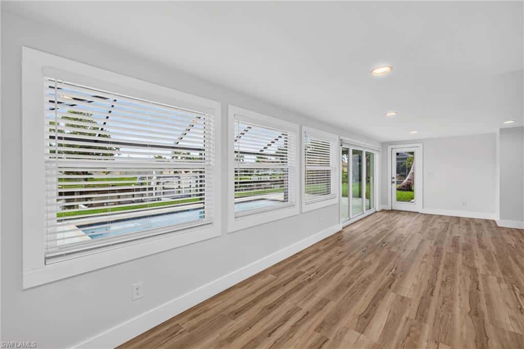 4957 Sorrento Ct, Cape Coral, photo 6