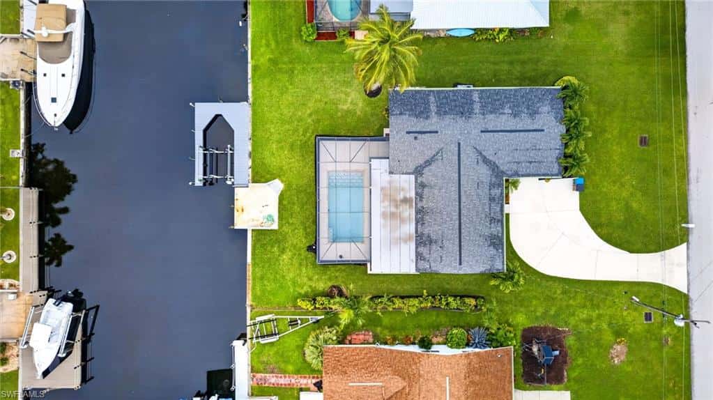 4957 Sorrento Ct, Cape Coral, photo 39