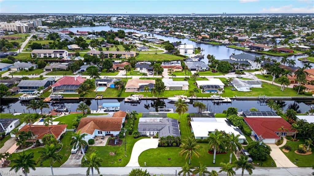 4957 Sorrento Ct, Cape Coral, photo 33