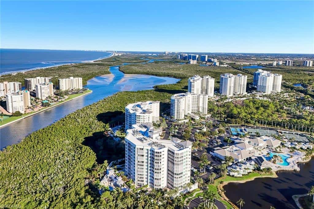 300 Dunes Blvd #203, Naples, photo 4