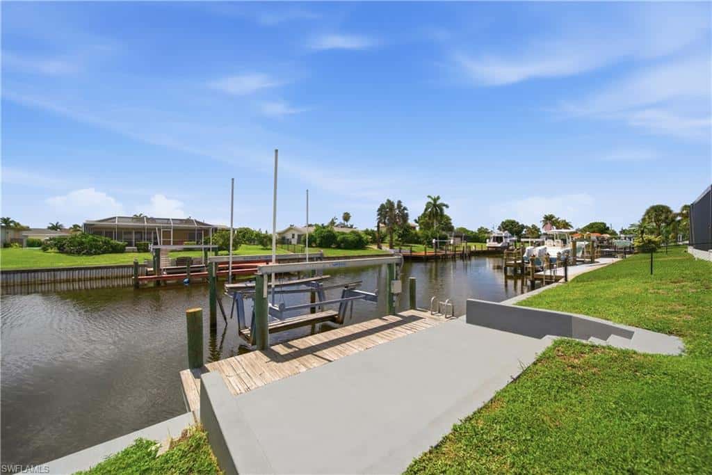 3106 18th Pl, Cape Coral, photo 17