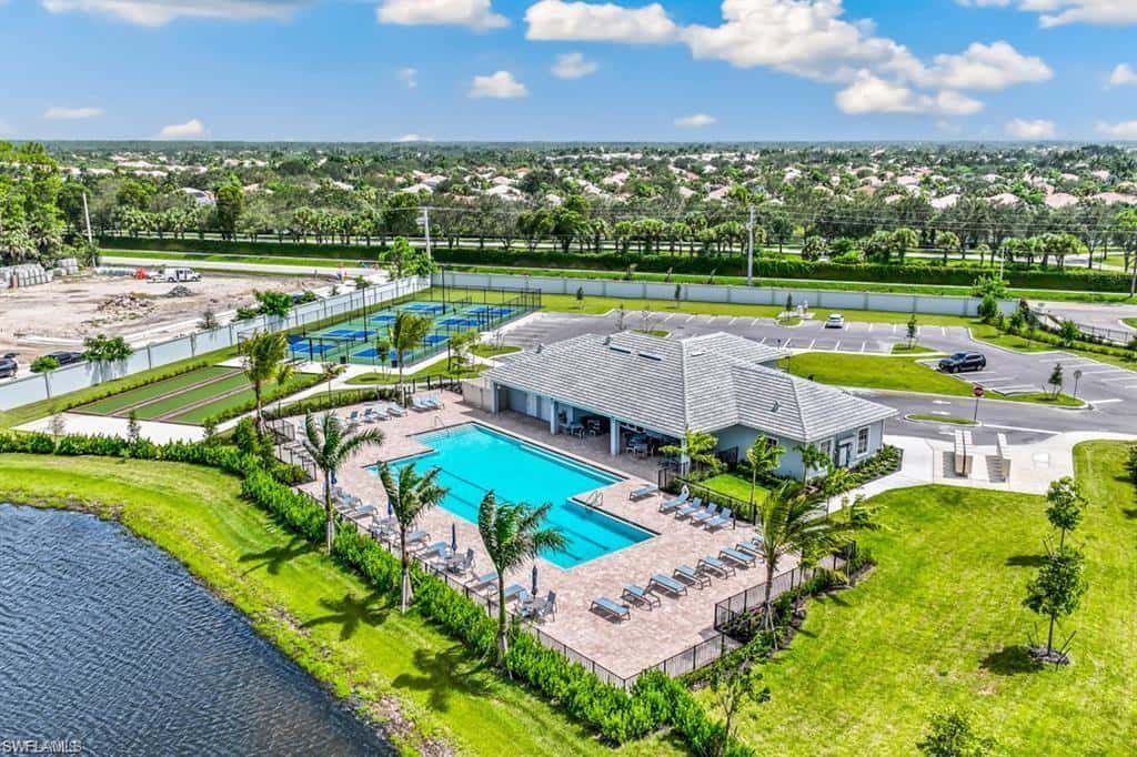 426 Tamarindo Ln, Naples, photo 44