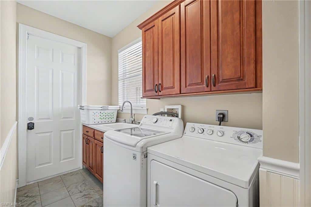 2911 14th Ter, Cape Coral, photo 29