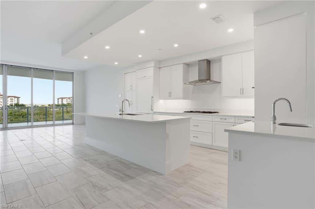 4810 Pelican Colony #404, Bonita Springs, photo 9