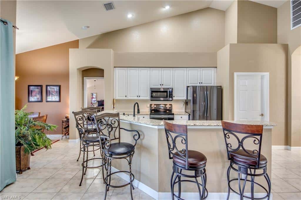 14008 Shimmering Lake Ct, Fort Myers, photo 13