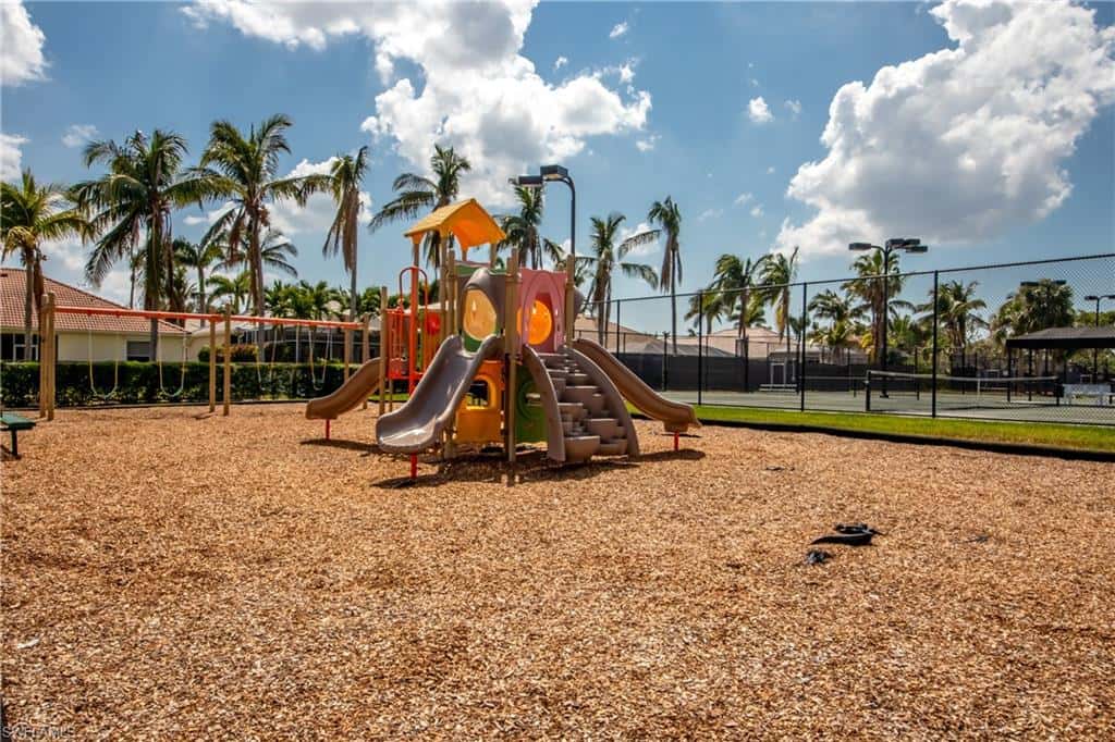 14008 Shimmering Lake Ct, Fort Myers, photo 34