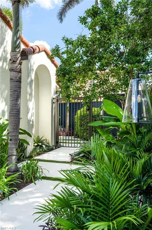 36 Las Brisas Way #37, Naples, photo 17