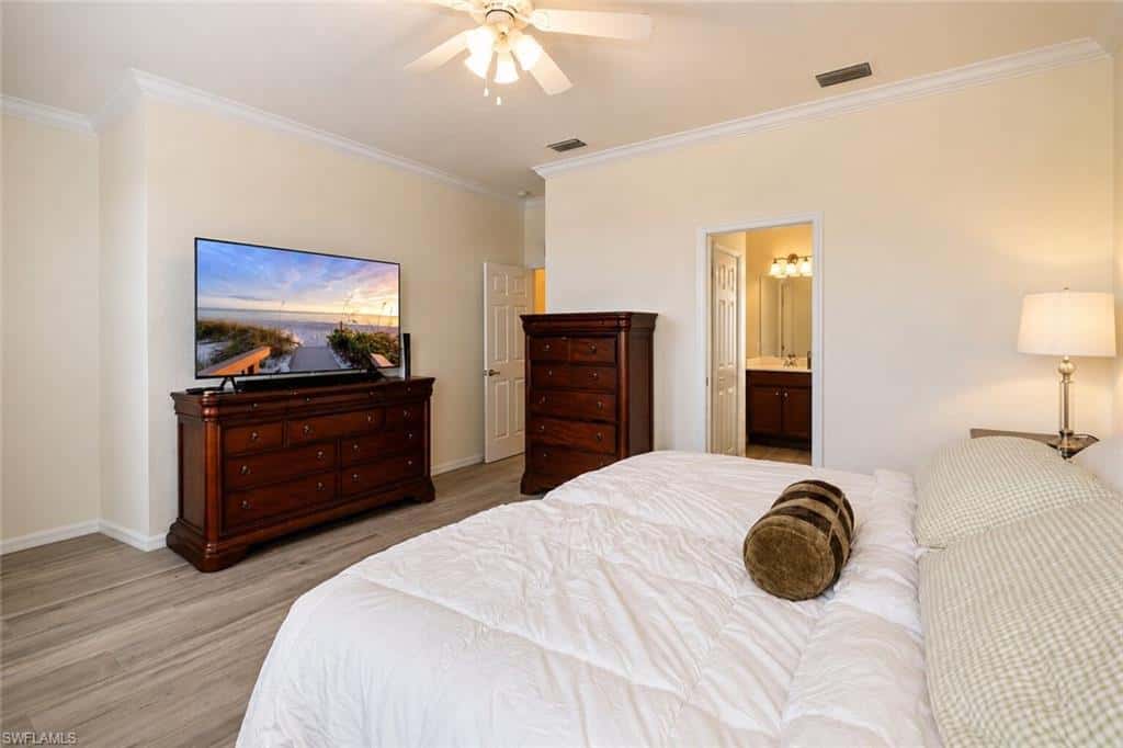 2744 Blossom Way, Naples, photo 13
