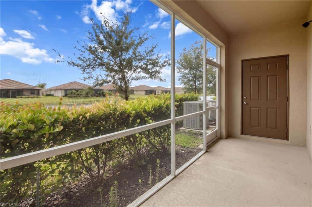 2744 Blossom Way, Naples, photo 26
