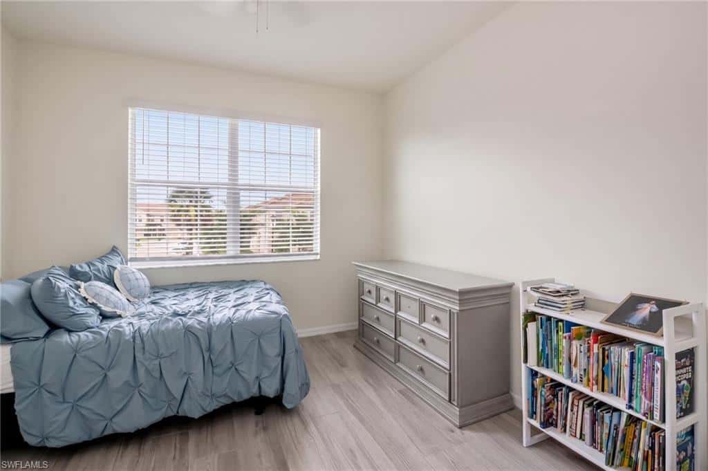 2744 Blossom Way, Naples, photo 21