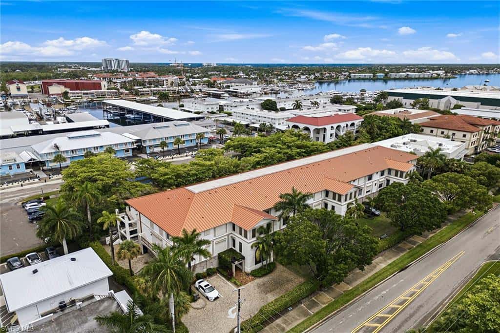 705 10th St #202, Naples, photo 26
