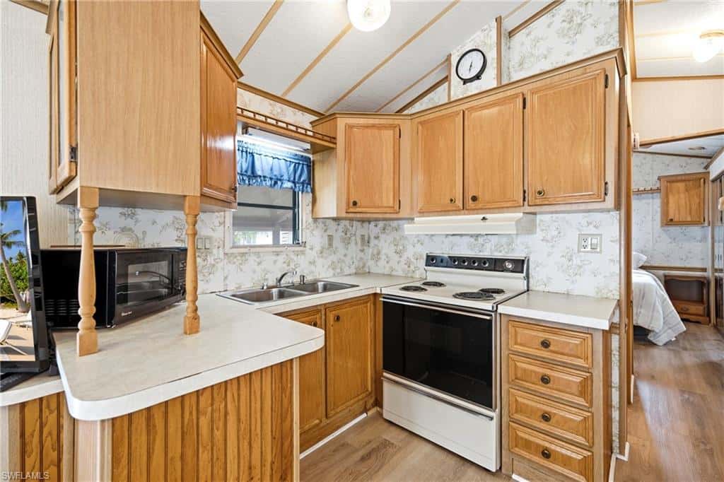 45 Shifting Sands Ave, Bonita Springs, photo 6