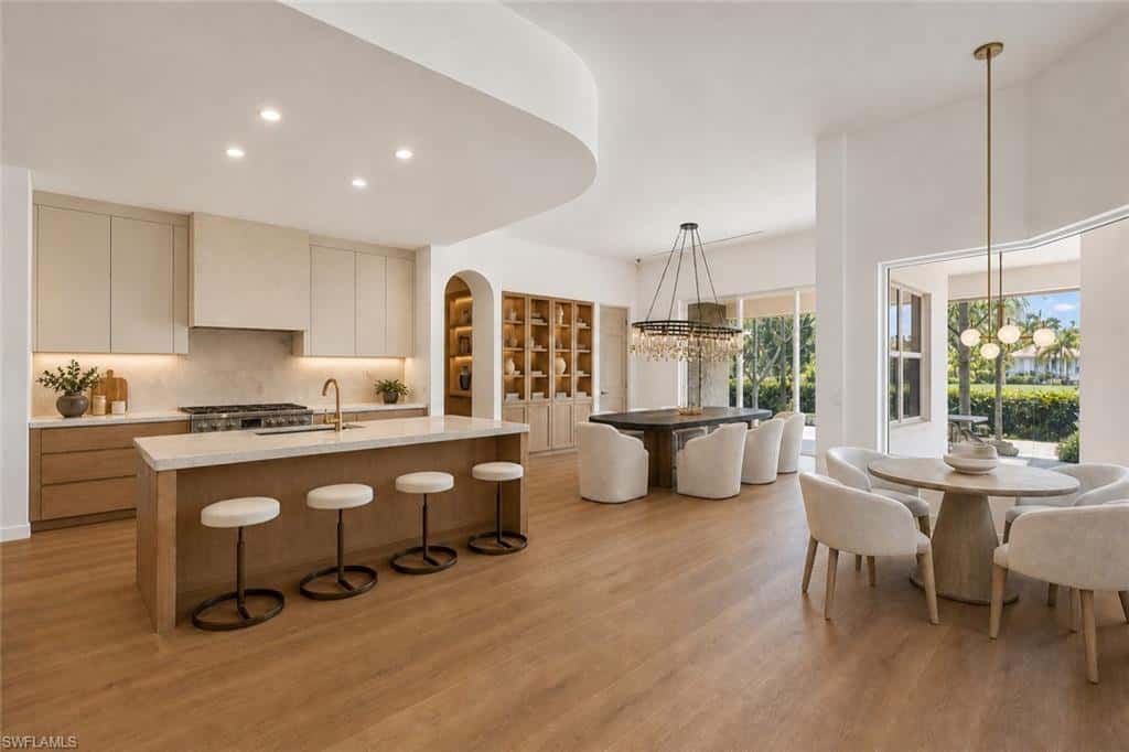 499 Terracina Way, Naples, photo 4
